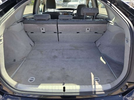 Toyota Prius 1.8 VVT-h T Spirit Hatchback 5dr Petrol Hybrid CVT Euro 5 (s/s) (136 ps) 20