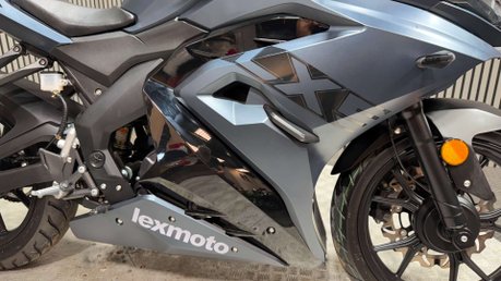 Lexmoto LXS 2025 ONLY 3K 1 OWNER SPORTS BIKE 125CC MOT 2028 13