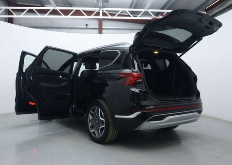 Hyundai SANTA FE 1.6 T-GDi 13.8kWh Ultimate SUV 5dr Petrol Plug-in Hybrid Auto 4WD Euro 6 (s 63