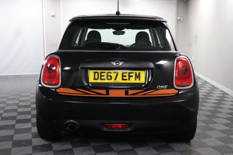 Mini Hatch ONE 8