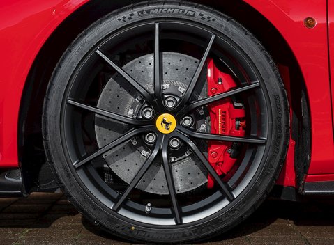 Ferrari 488 Pista 10