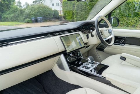 Land Rover Range Rover P530 V8 Autobiography LWB, 7 Seat 8