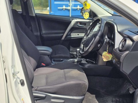 2016 Toyota RAV4 thumbnail 18