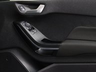 Ford Fiesta TITANIUM 36