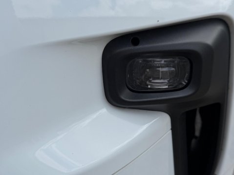 Nissan Primastar DCI TEKNA L1H1 15