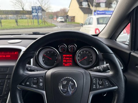 Vauxhall Astra 1.6 CDTi ecoFLEX Excite Euro 6 (s/s) 5dr 12