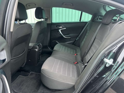 Vauxhall Insignia 1.6 Insignia SRI Nav CDTI Auto 5dr 19