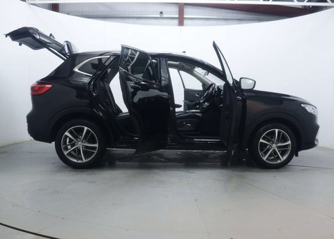 MG HS 1.5 MG HS Exclusive Semi-Auto 5dr 58