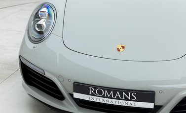 Porsche 911 (991.2) Carrera 4S 21