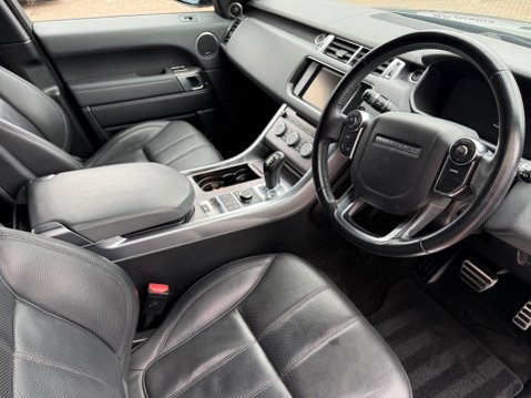 Land Rover Range Rover Sport 3.0 SD V6 HSE SUV 5dr Diesel Auto 4WD Euro 5 (s/s) (292 ps) 52