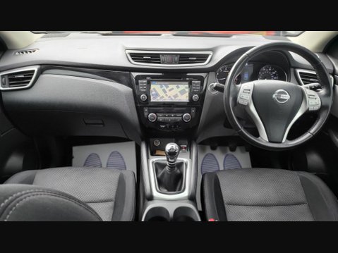 Nissan Qashqai N-CONNECTA DIG-T 12