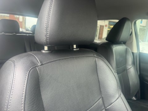 Nissan Qashqai 1.5 dCi Tekna 2WD Euro 6 (s/s) 5dr 24