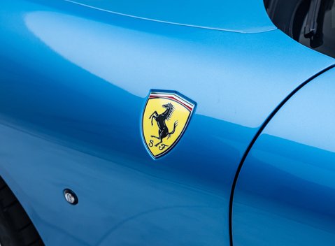 Ferrari Roma SPIDER 37