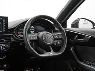 Audi A4 2.0 TFSI 40 Black Edition Estate 5dr Petrol S Tronic Euro 6 (s/s) (204 ps) 3