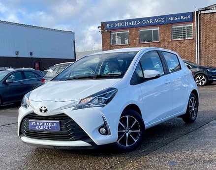 Toyota Yaris 1.5 Yaris Icon Tech VVT-i 5dr 1