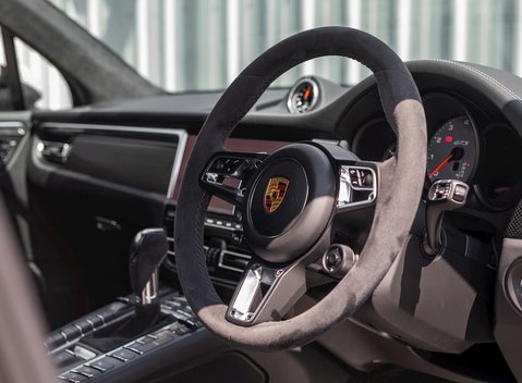 Porsche Macan GTS 11