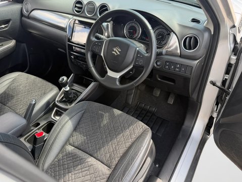 Suzuki Vitara 1.4 Boosterjet 48V Hybrid SZ5 5dr 21