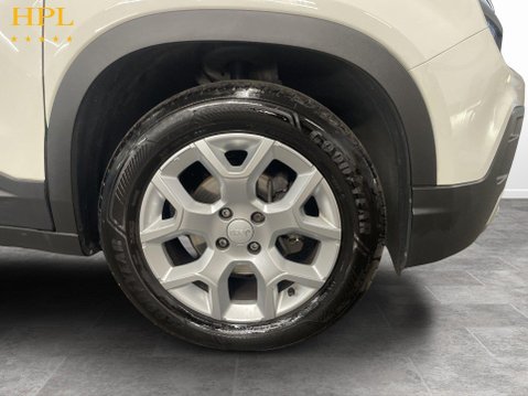 Jeep Avenger 1.2 Altitude SUV 5dr Petrol Manual Euro 6 (s/s) (100 ps) 10