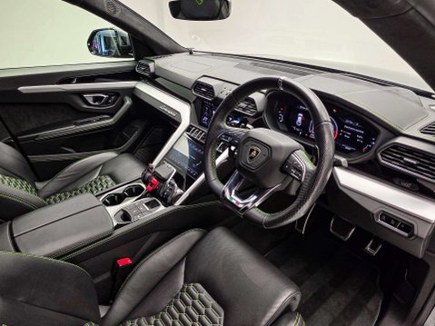 Lamborghini Urus 4.0 V8 BiTurbo SUV 5dr Petrol Auto 4WD Euro 6 (650 ps) 18