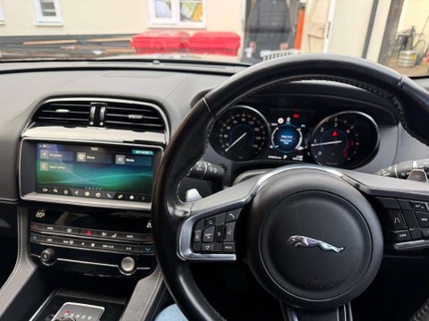 Jaguar F-Pace 2.0 F-Pace R-Sport AWD D Auto 4WD 5dr 7