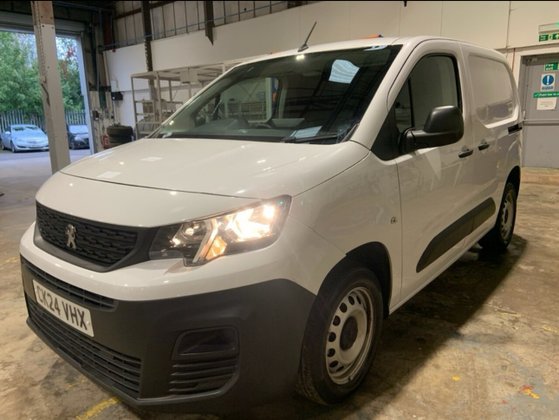 Peugeot Partner BLUEHDI PROFESSIONAL PREMIUM PLUS L1