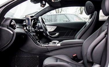 Mercedes-Benz C Class C63 Coupe 33