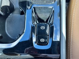 Volvo XC40 2.0 XC40 Inscription Pro T4 Auto 5dr 50