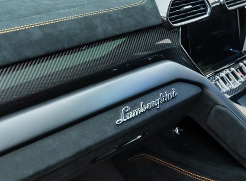 Lamborghini Urus Performante 27