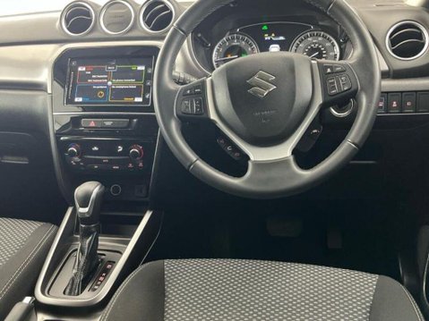 Suzuki Vitara SZ-T 3
