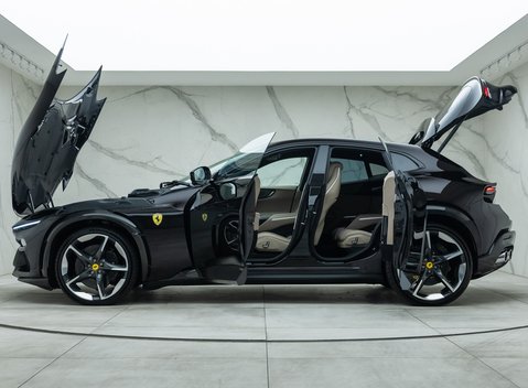 Ferrari Purosangue 6