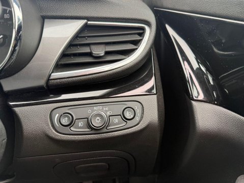 Vauxhall Mokka X 1.6i Design Nav SUV 5dr Petrol Manual Euro 6 (s/s) (115 ps) 22