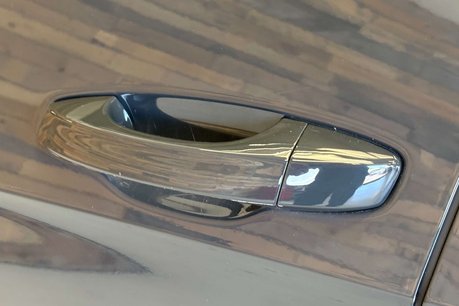 Volkswagen Golf 35.8kWh e-Golf Hatchback 5dr Electric Auto (136 ps) 65