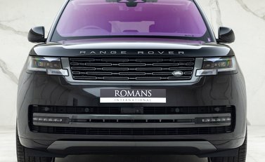 Land Rover Range Rover D350 Autobiography LWB 7 Seater 4