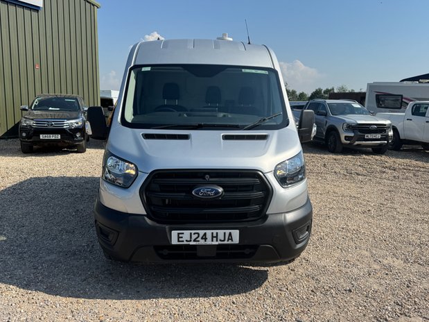 Ford Transit MWB L2H2 Medium Roof Leader 350 Air Con EURO 6 3