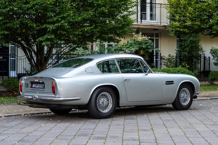 Aston Martin DB6 4.2 Vantage 3