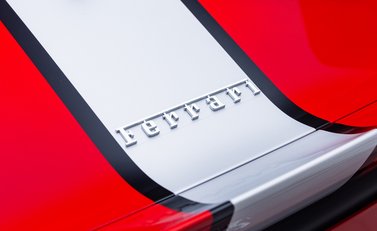 Ferrari 812 Competizione 40