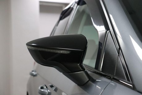 SEAT Ibiza TSI FR 33