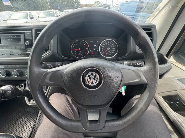 Volkswagen Crafter Tipper MWB L2 Cr35 Tdi C/C M Startline EURO 6 16