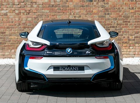 BMW I8 5