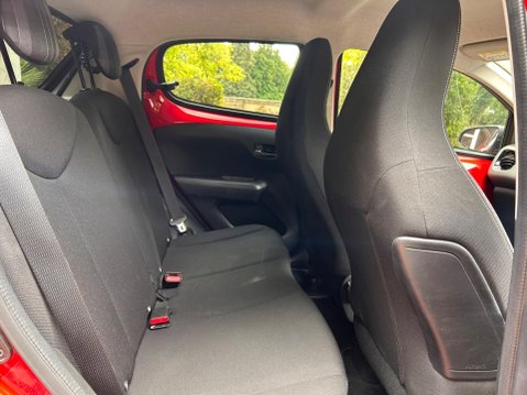 Peugeot 108 ALLURE 8