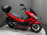 Honda PCX WW PCX 125 2016 ONLY 13K 1 OWNER LONG MOT WARRANTY 125CC 3