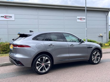 Jaguar F-Pace 2.0 D200 MHEV R-Dynamic HSE Auto AWD Euro 6 (s/s) 5dr 4