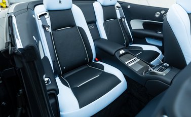 Rolls-Royce Dawn Black Badge 16