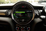 Mini Convertible COOPER S 19