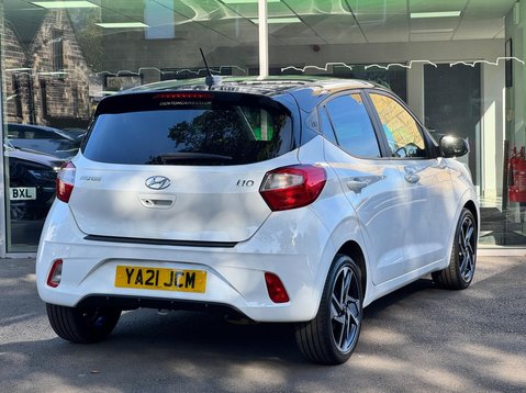 Hyundai i10 MPI PREMIUM 9