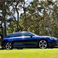 Audi A4 AVANT TFSI S LINE BLACK EDITION MHEV 3