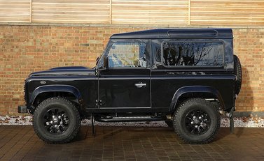 Land Rover 90 Autobiography 23