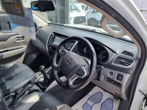 Mitsubishi L200 DI-D 4WD WARRIOR DCB 7