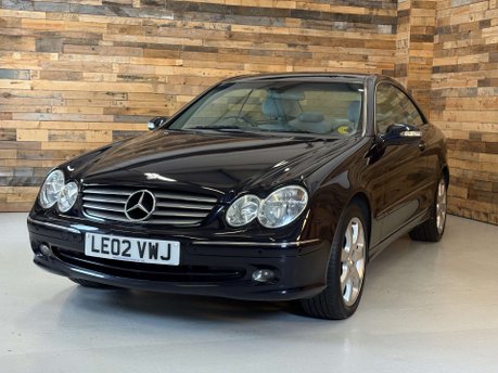 Mercedes-Benz CLK 3.2 CLK320 Elegance Coupe 2dr Petrol Automatic (250 g/km, 215 bhp)