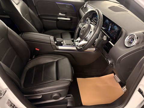 Mercedes-Benz GLA 2.0 GLA35 AMG (Premium) 8G-DCT 4MATIC Euro 6 (s/s) 5dr 3